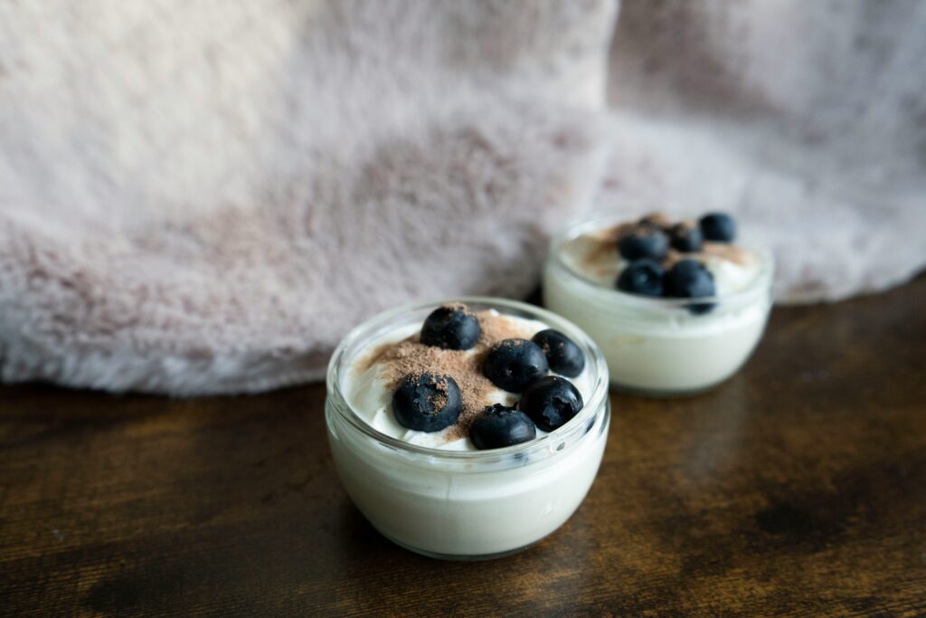 budget meals for 2 - blueberries and yogurt in small bowls